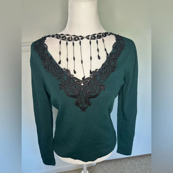 Ruby cho Embellished Long Sleeve Blouse size S - Picture 5 of 10